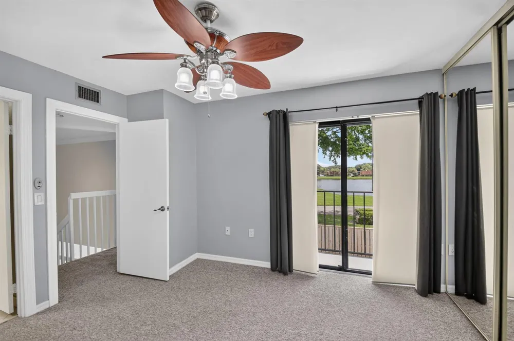 503 BUTTONWOOD LANE Boynton Beach, FL 33436