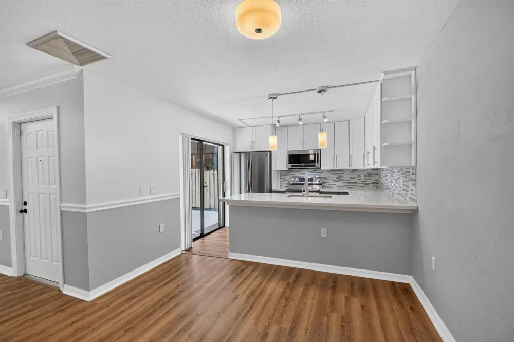 503 BUTTONWOOD LANE Boynton Beach, FL 33436
