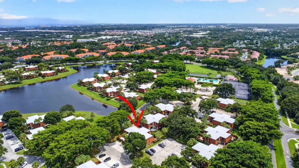 503 BUTTONWOOD LANE Boynton Beach, FL 33436