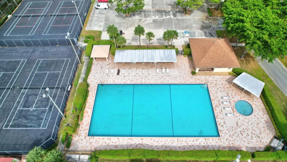 503 BUTTONWOOD LANE Boynton Beach, FL 33436