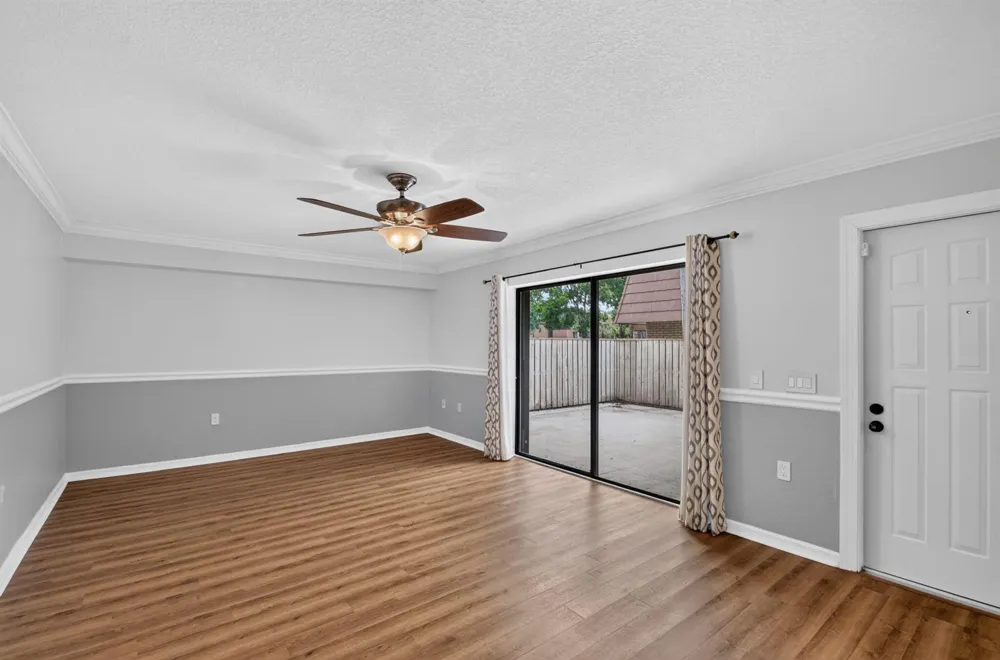 503 BUTTONWOOD LANE Boynton Beach, FL 33436