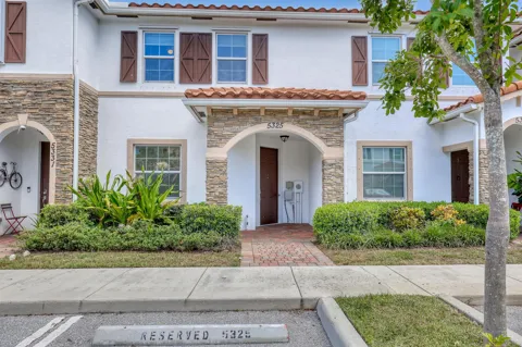 5325 ASHLEY RIVER ROAD