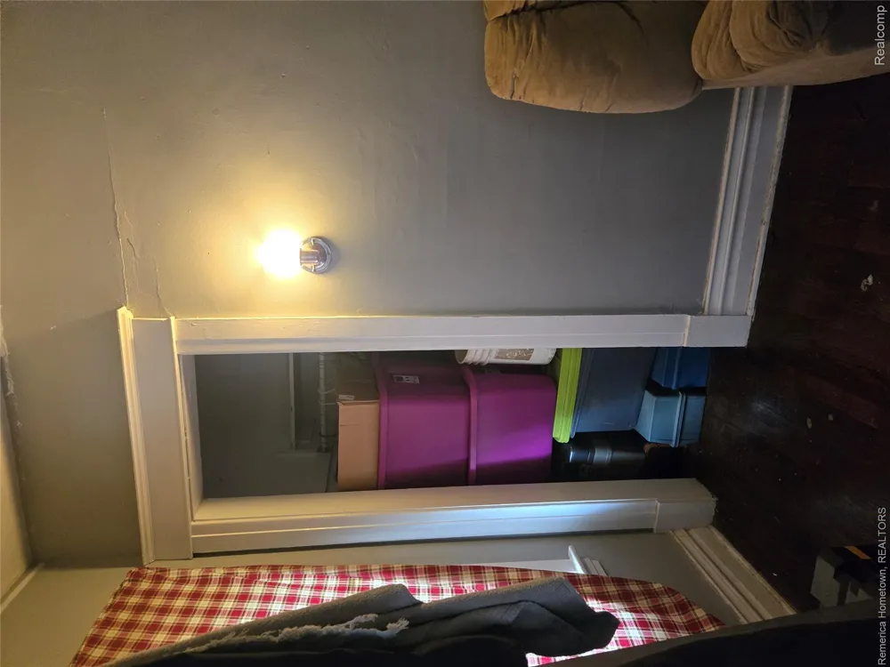 431 W Walnut Street Kalamazoo City, MI 49007