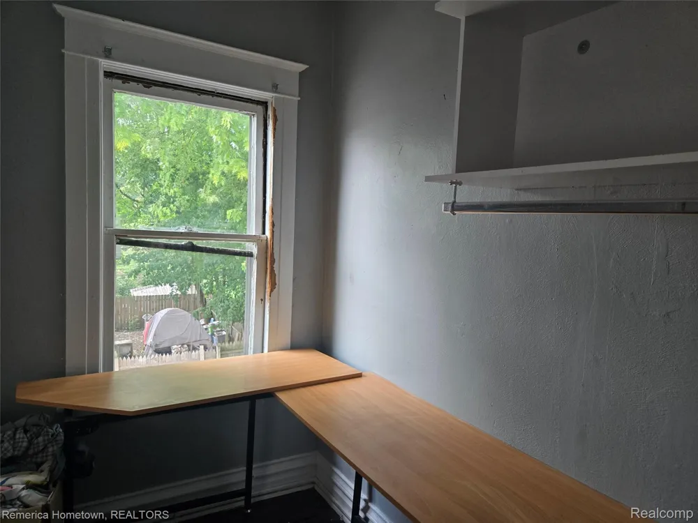 431 W Walnut Street Kalamazoo City, MI 49007