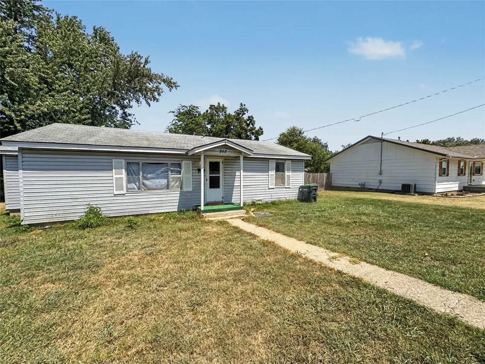 848 W Keetoowah Street Tahlequah, OK 74464