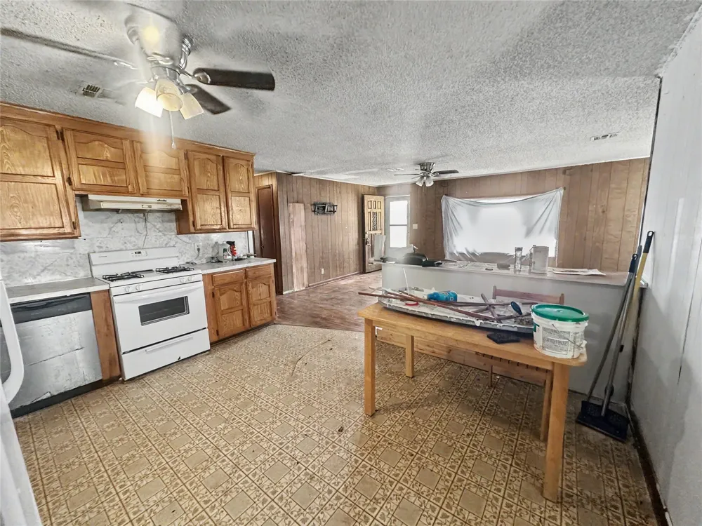 848 W Keetoowah Street Tahlequah, OK 74464