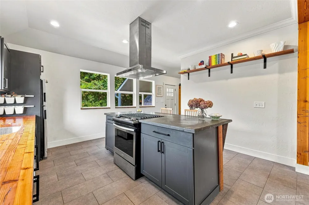 7223 Nims Place Concrete, WA 98237