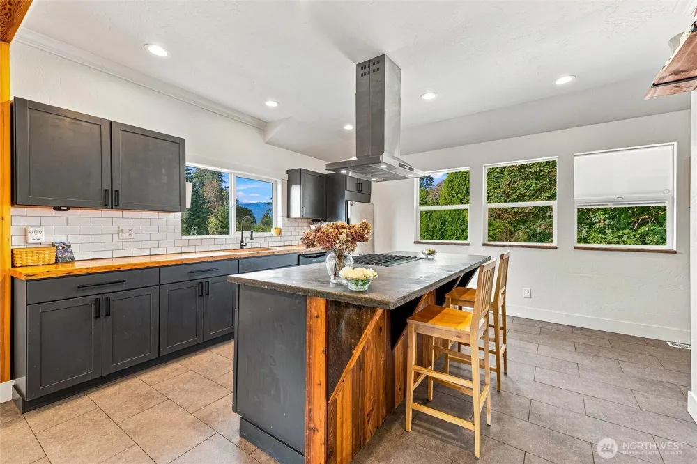 7223 Nims Place Concrete, WA 98237