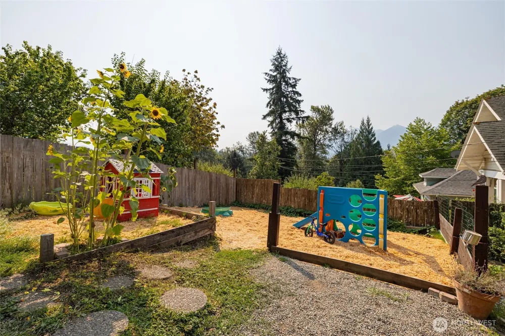 7223 Nims Place Concrete, WA 98237