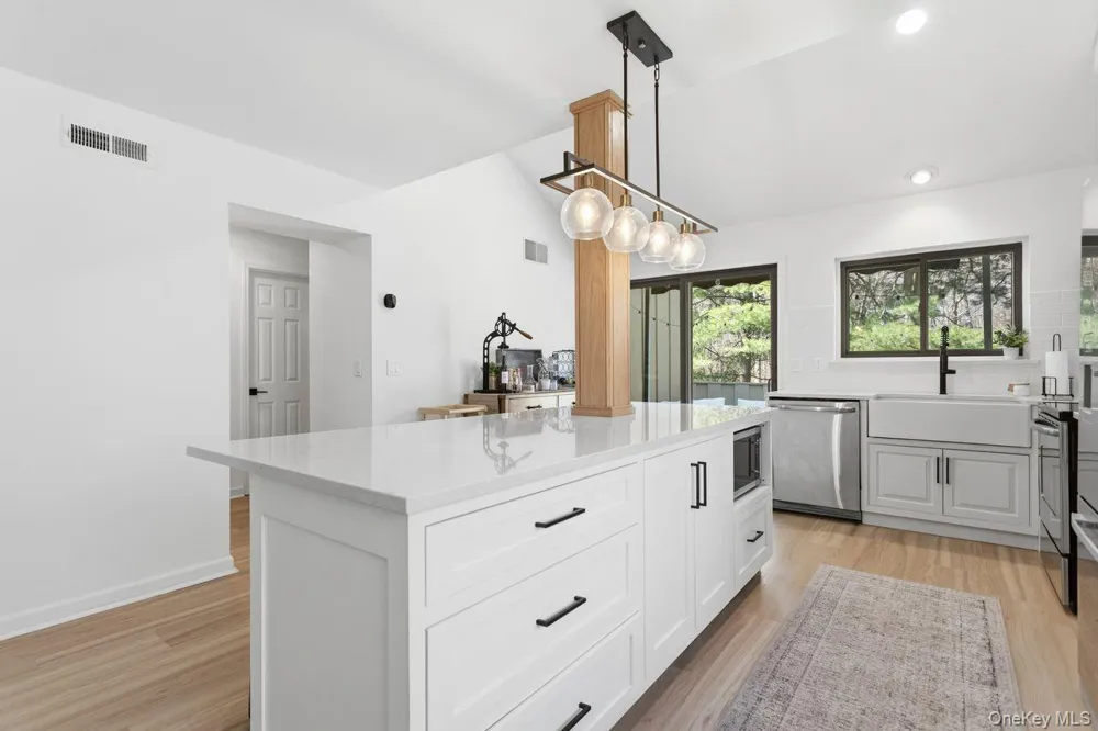 230 Lakeside Drive South Salem, NY 10590