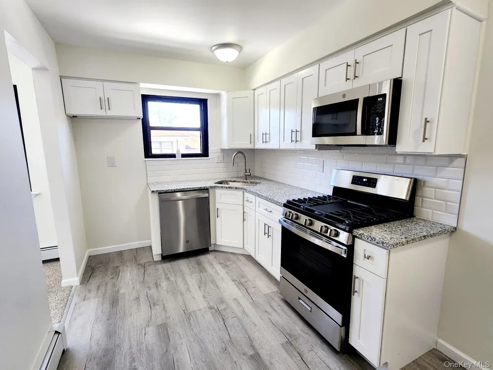 196 Sneden Place #196 Spring Valley, NY 10977
