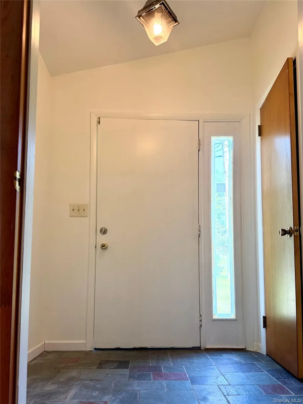 40 Crescent View Rock Hill, NY 12775