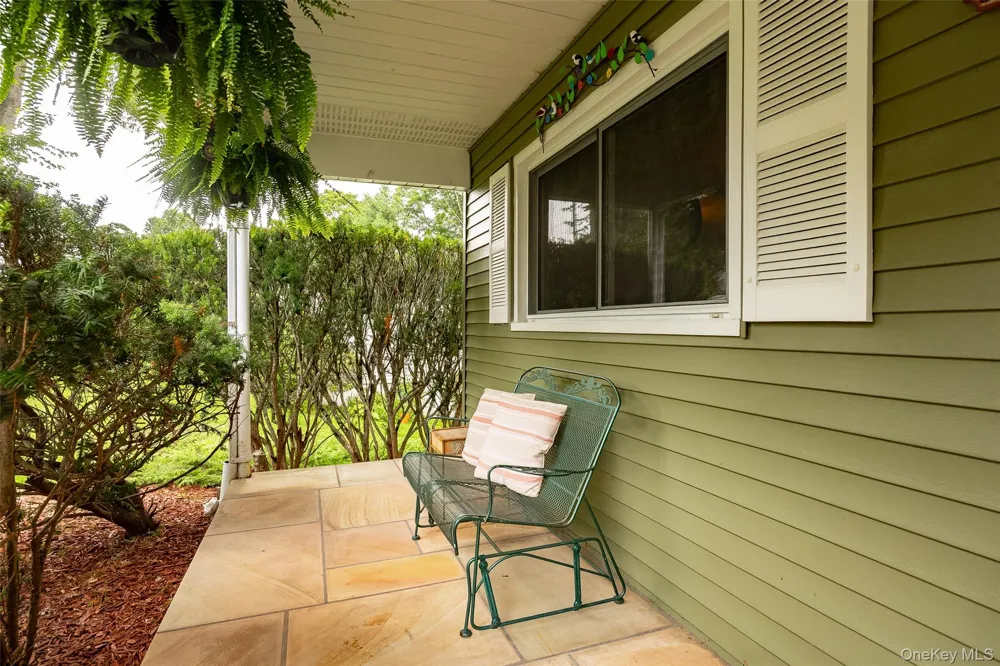 61 Ganung Drive Ossining, NY 10562