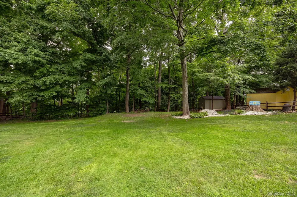 61 Ganung Drive Ossining, NY 10562