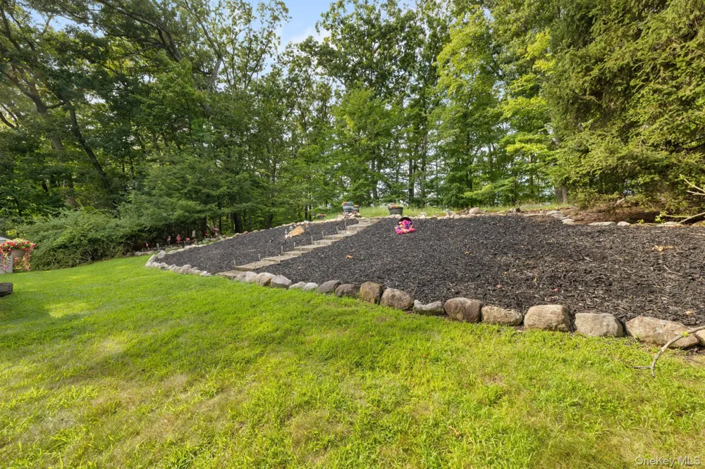 7 Windmill Lane New City, NY 10956