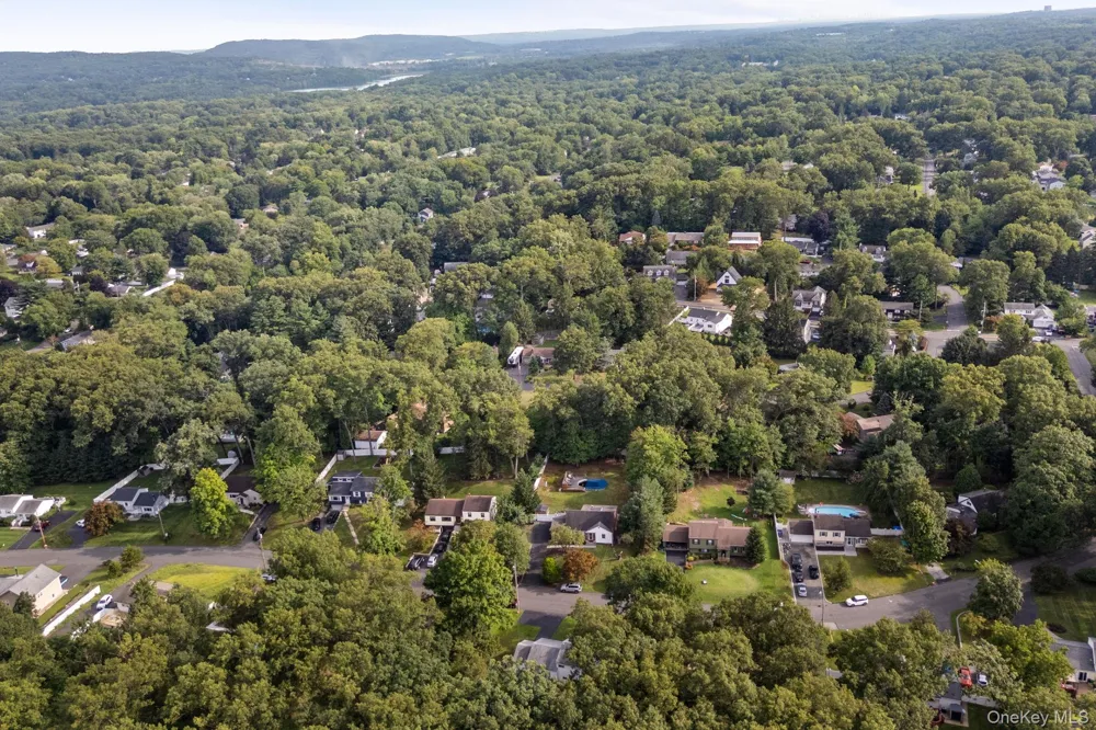 7 Windmill Lane New City, NY 10956