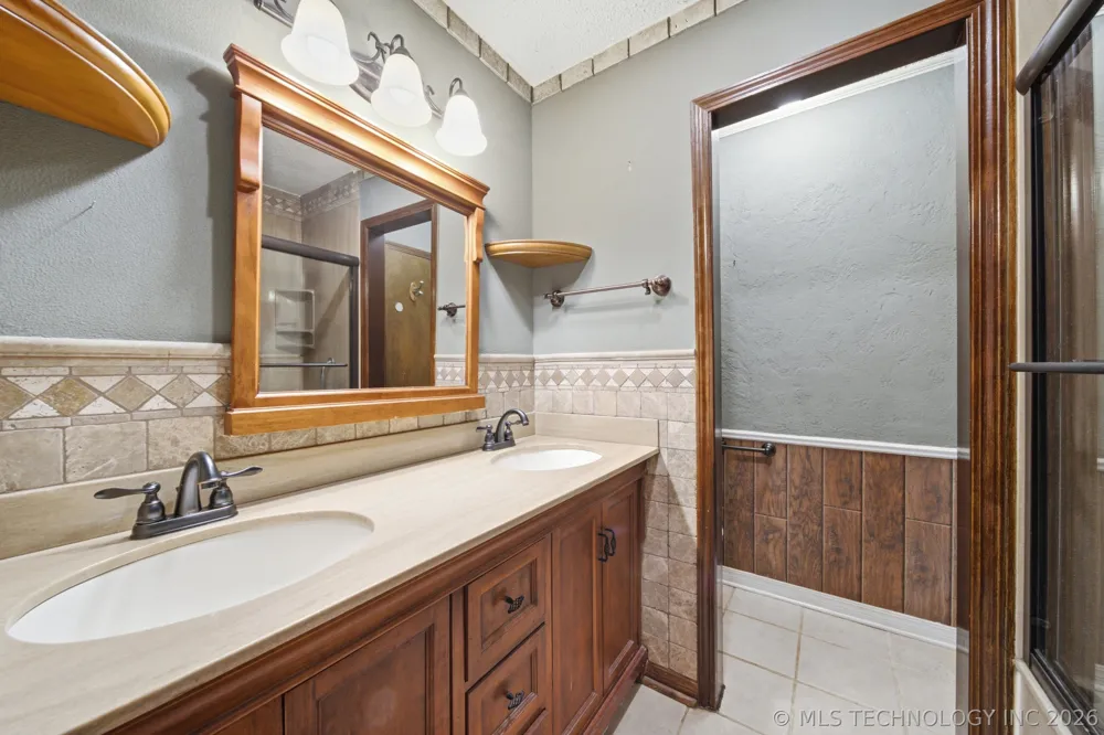 4808 S 267th East Avenue Broken Arrow, OK 74014