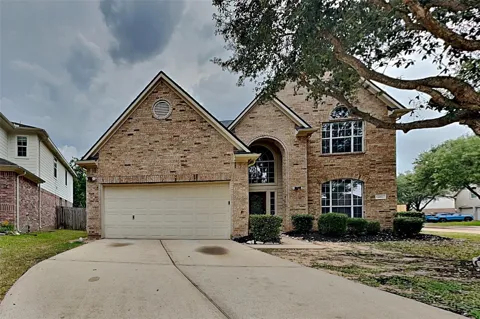 4811 Beaver Pond Circle