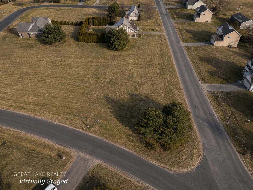 573 Wittenberg Path St. Joseph, MI 49085