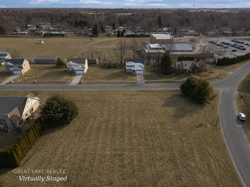 573 Wittenberg Path St. Joseph, MI 49085