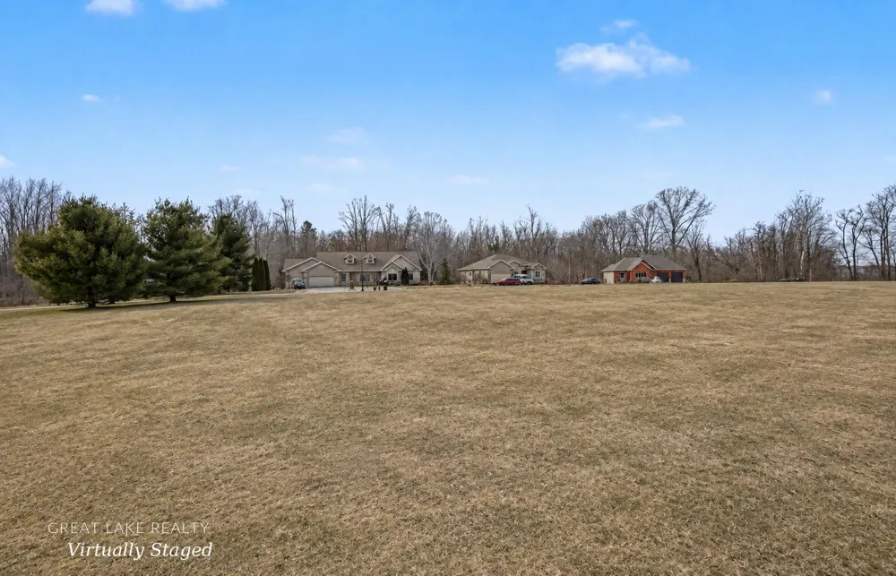 573 Wittenberg Path St. Joseph, MI 49085