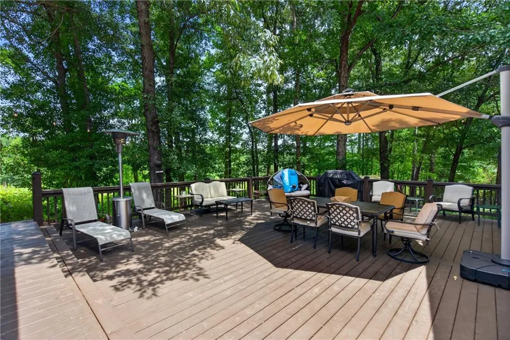 1369 Mobley Bridge Road Hogansville, GA 30230