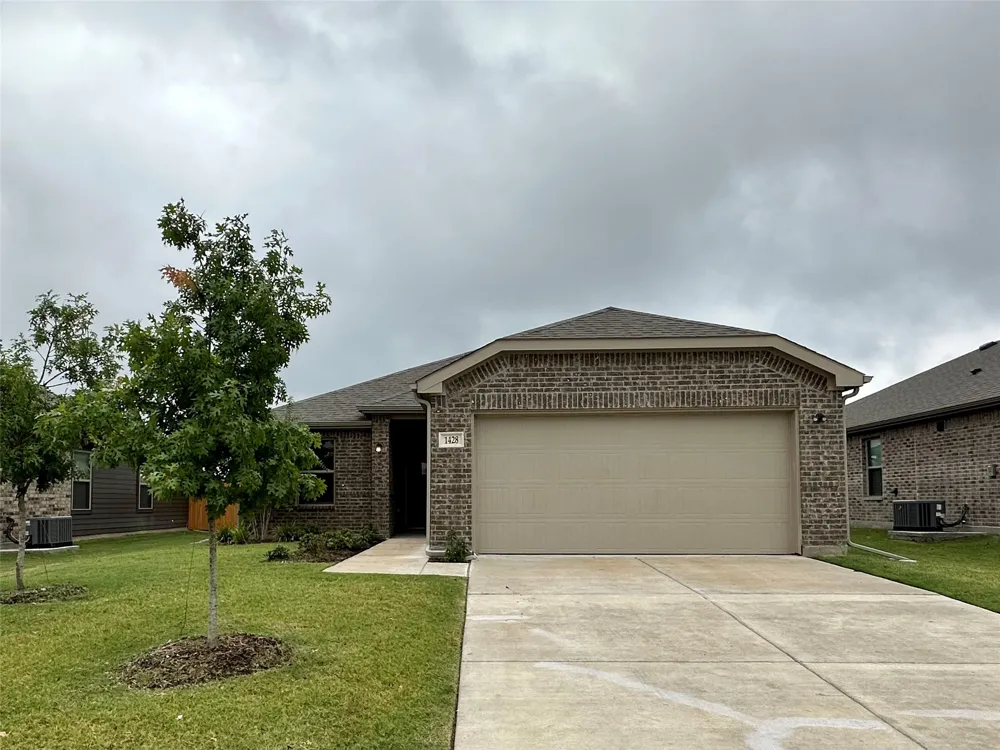 1428 Waverley Drive Greenville, TX 75402