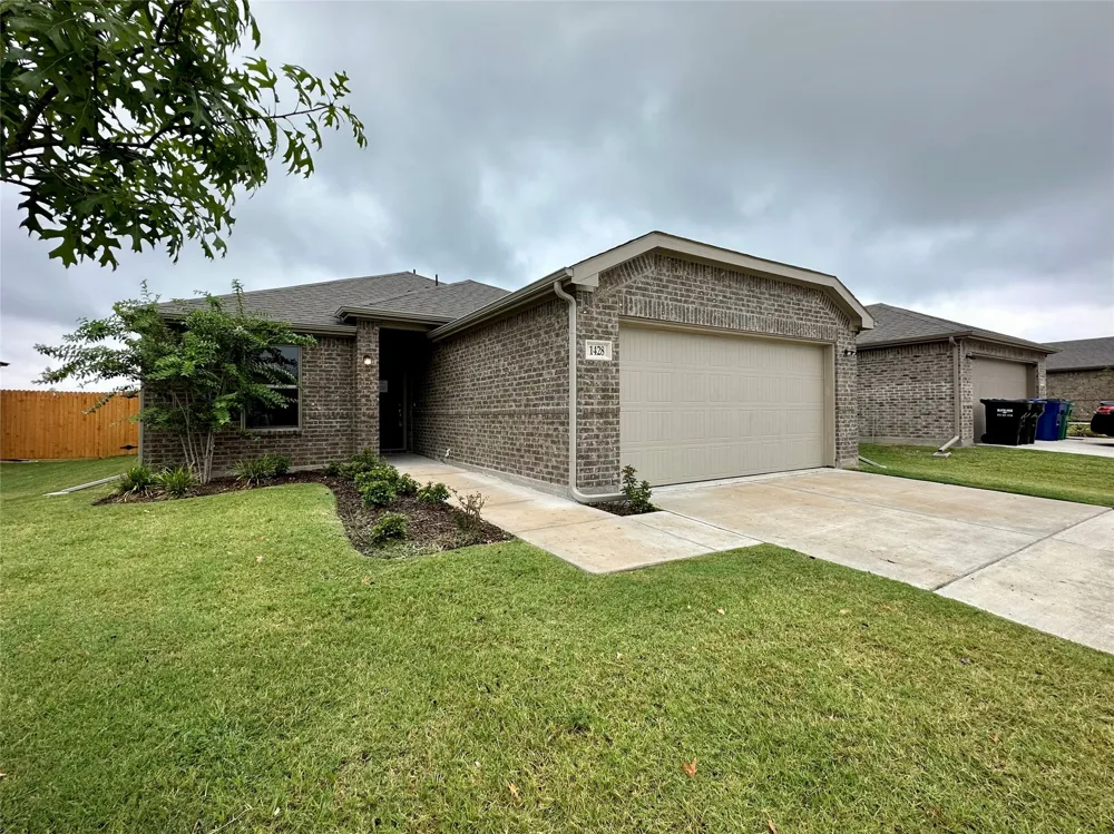 1428 Waverley Drive Greenville, TX 75402