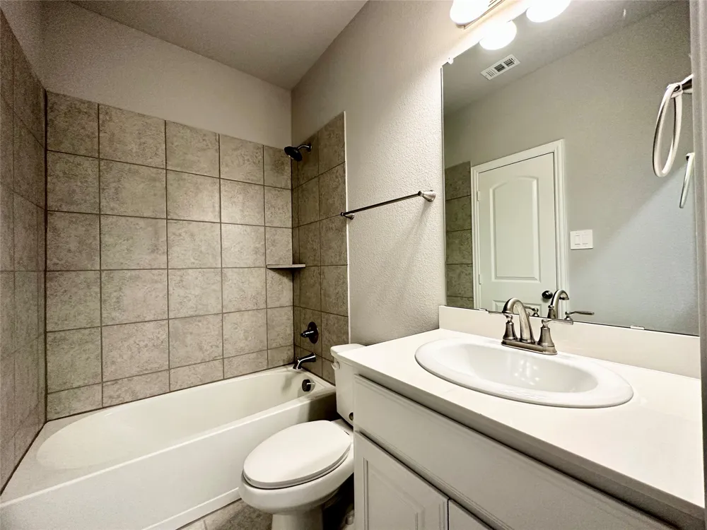 1428 Waverley Drive Greenville, TX 75402