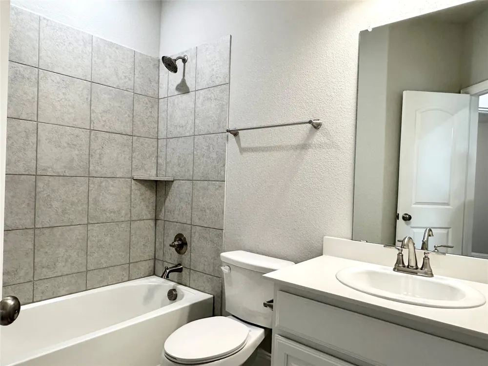 1428 Waverley Drive Greenville, TX 75402