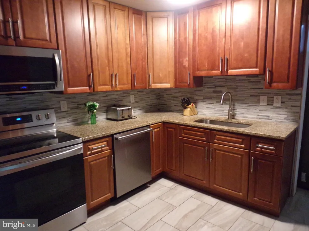3721 FORESTDALE AVENUE Woodbridge, VA 22193