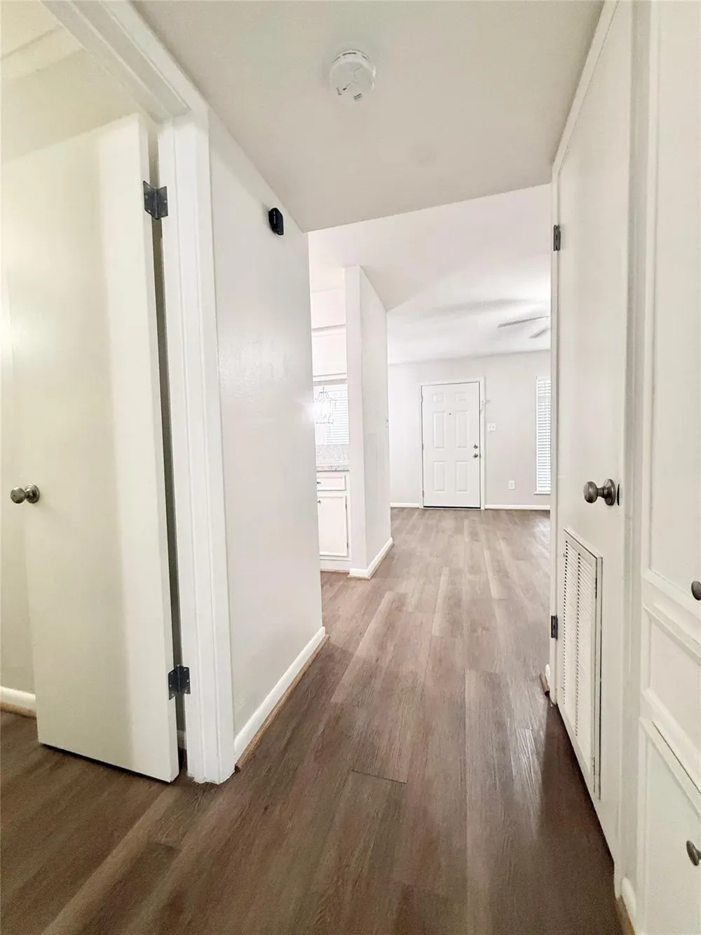 321 E Cedar Street #9 Angleton, TX 77515