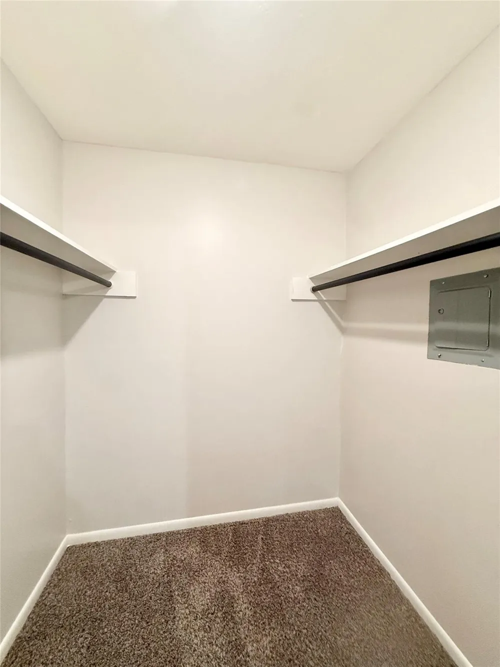 321 E Cedar Street #9 Angleton, TX 77515