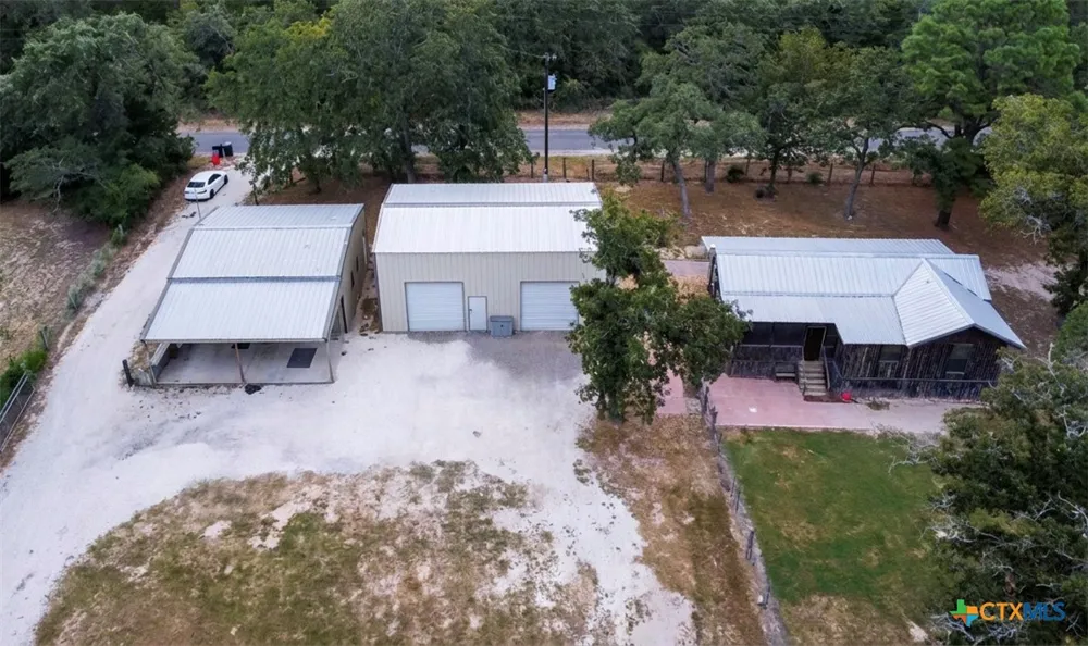 885 Peach Creek Road Rosanky, TX 78953