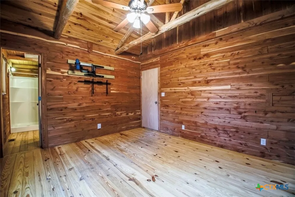 885 Peach Creek Road Rosanky, TX 78953