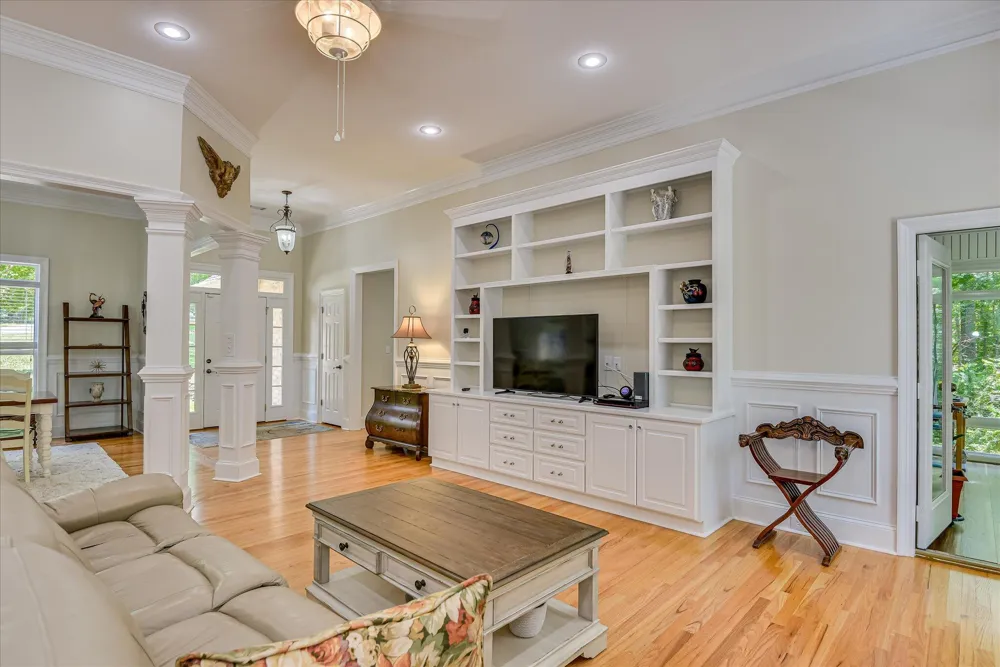 204 Chickadee Court Mccormick, SC 29835