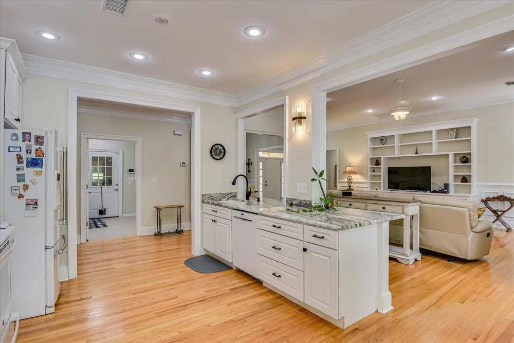 204 Chickadee Court Mccormick, SC 29835