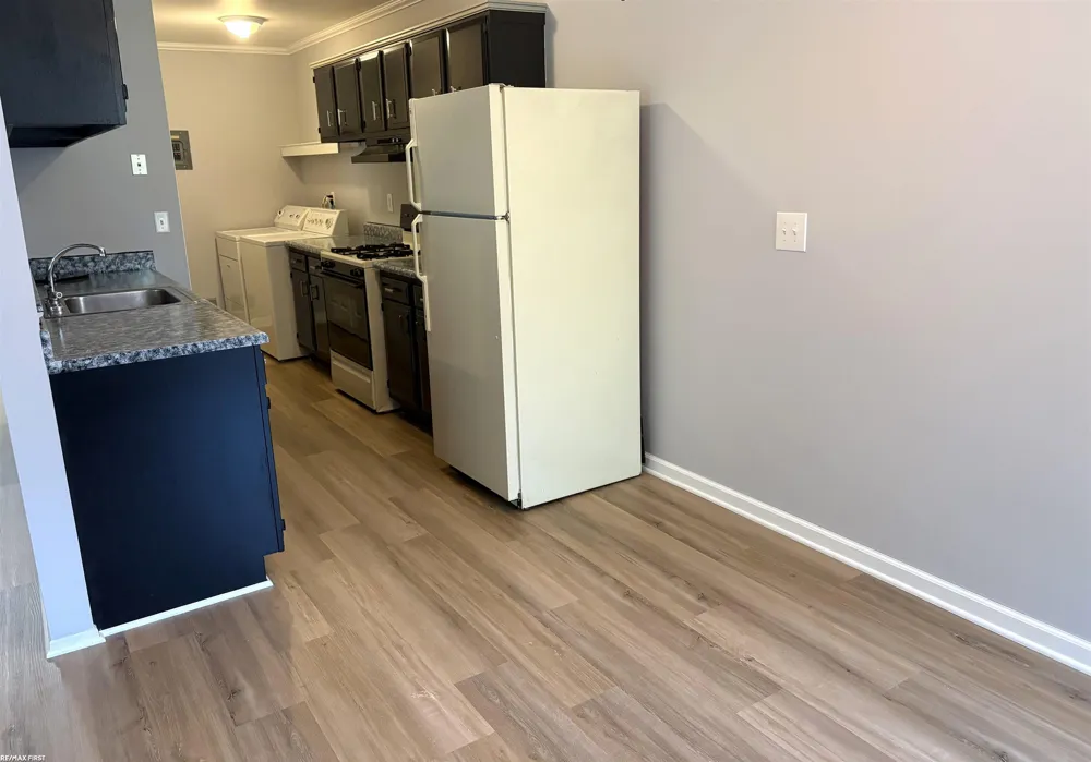 33699 Bayview Drive Chesterfield Township, MI 48047