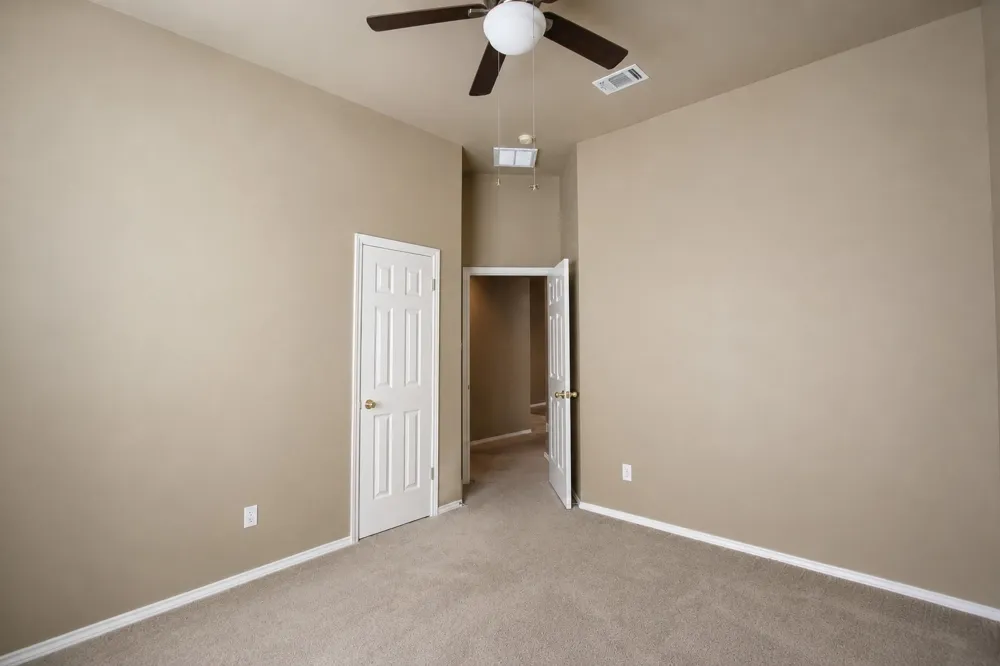 7 Nikita Drive San Antonio, TX 78248