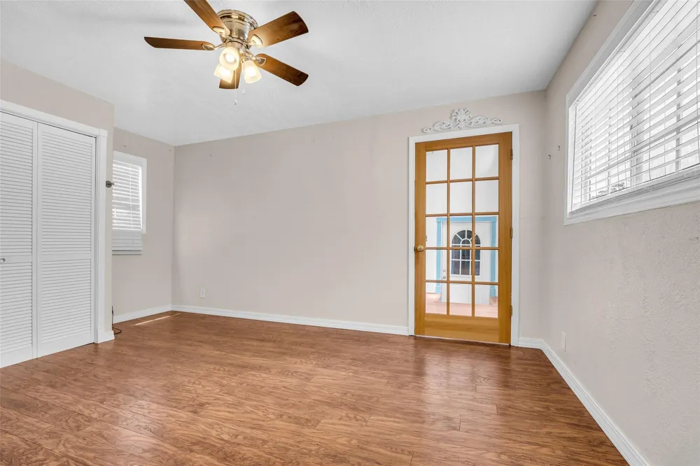 15301 Arrowhead Loop W Willis, TX 77378