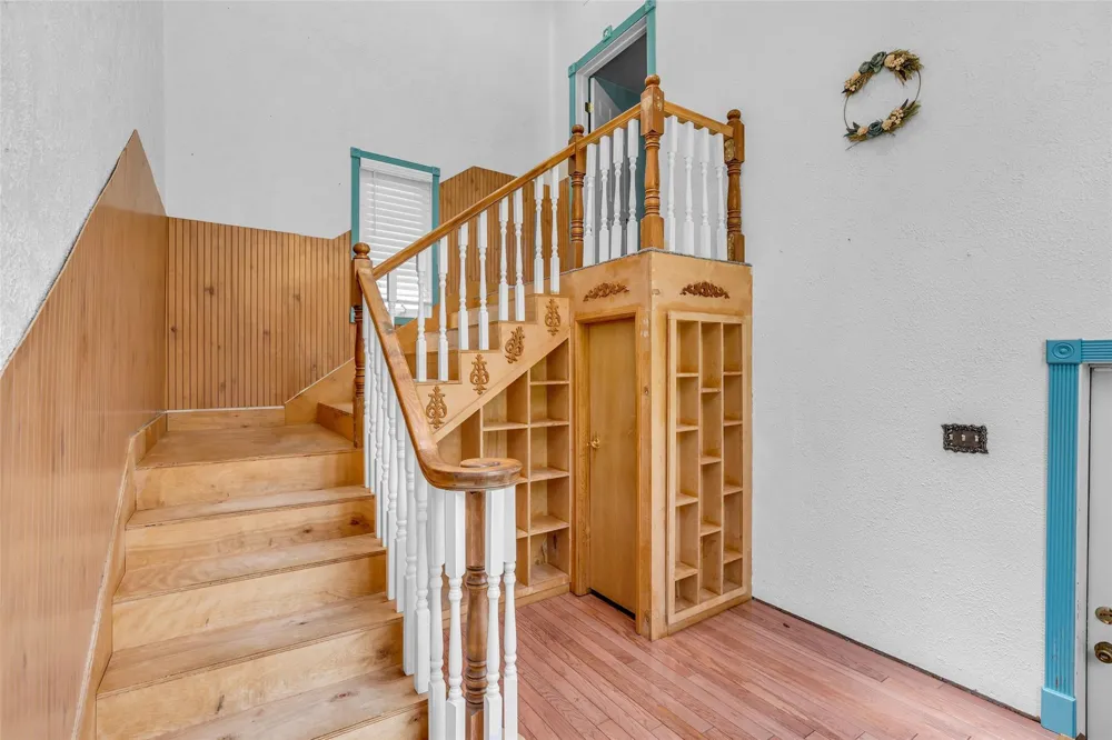 15301 Arrowhead Loop W Willis, TX 77378