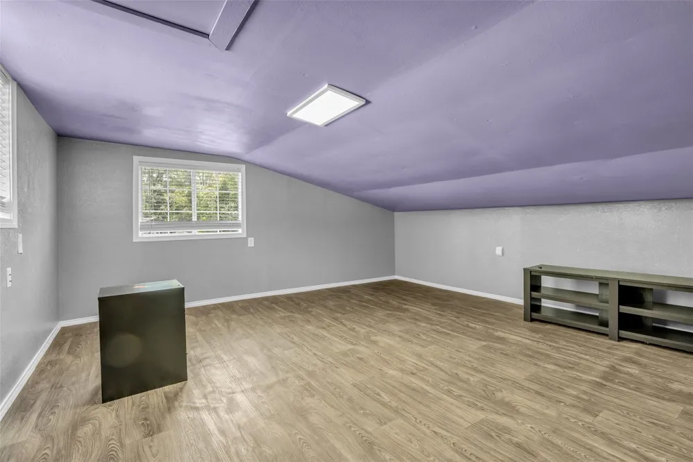15301 Arrowhead Loop W Willis, TX 77378