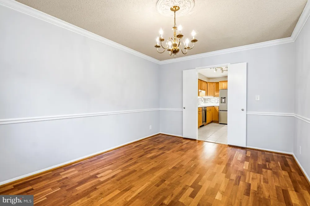5901 MOUNT EAGLE DRIVE #108 Alexandria, VA 22303
