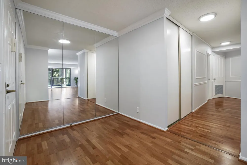 5901 MOUNT EAGLE DRIVE #108 Alexandria, VA 22303