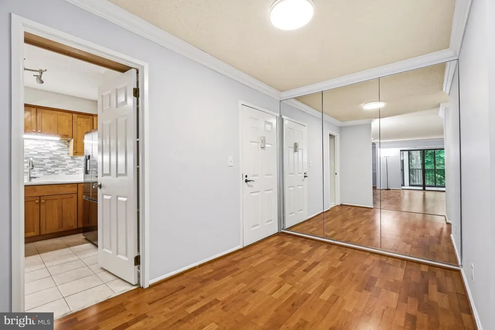 5901 MOUNT EAGLE DRIVE #108 Alexandria, VA 22303