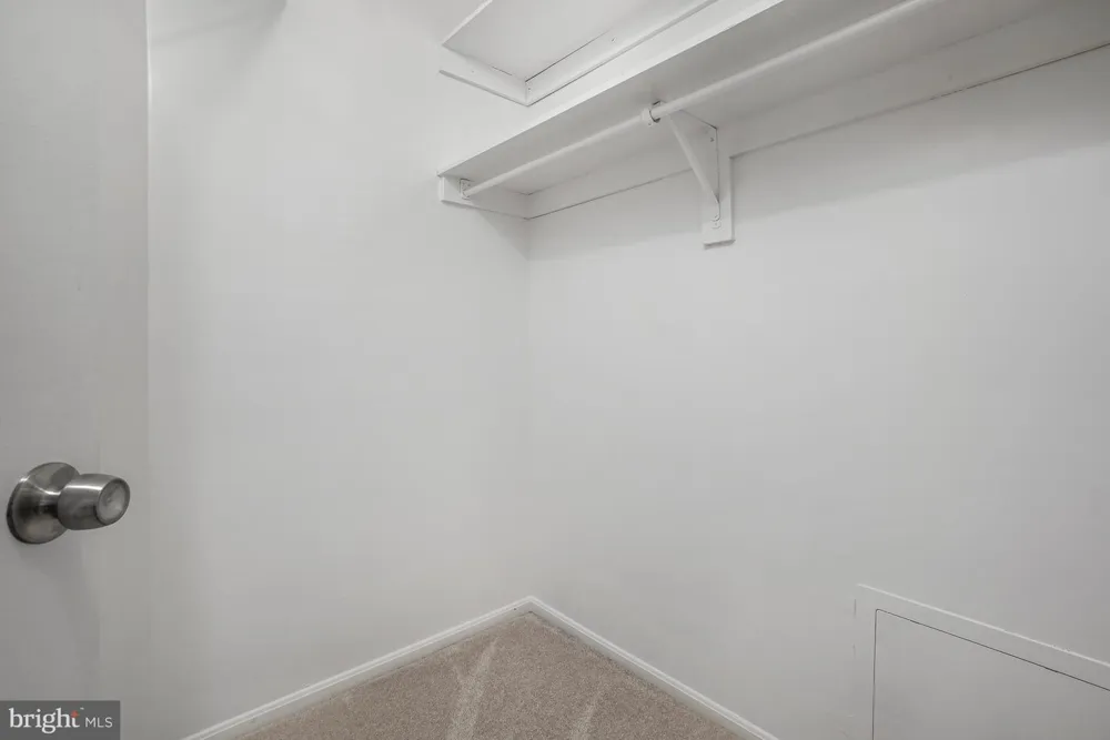 5901 MOUNT EAGLE DRIVE #108 Alexandria, VA 22303