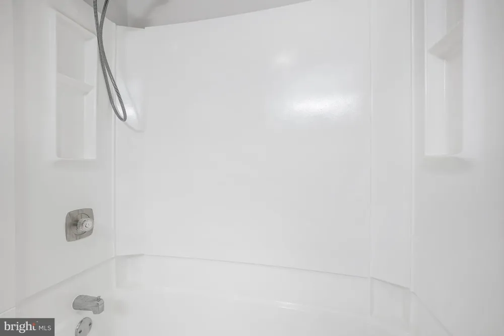 5901 MOUNT EAGLE DRIVE #108 Alexandria, VA 22303