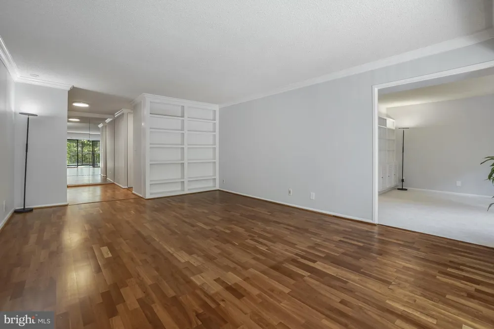 5901 MOUNT EAGLE DRIVE #108 Alexandria, VA 22303