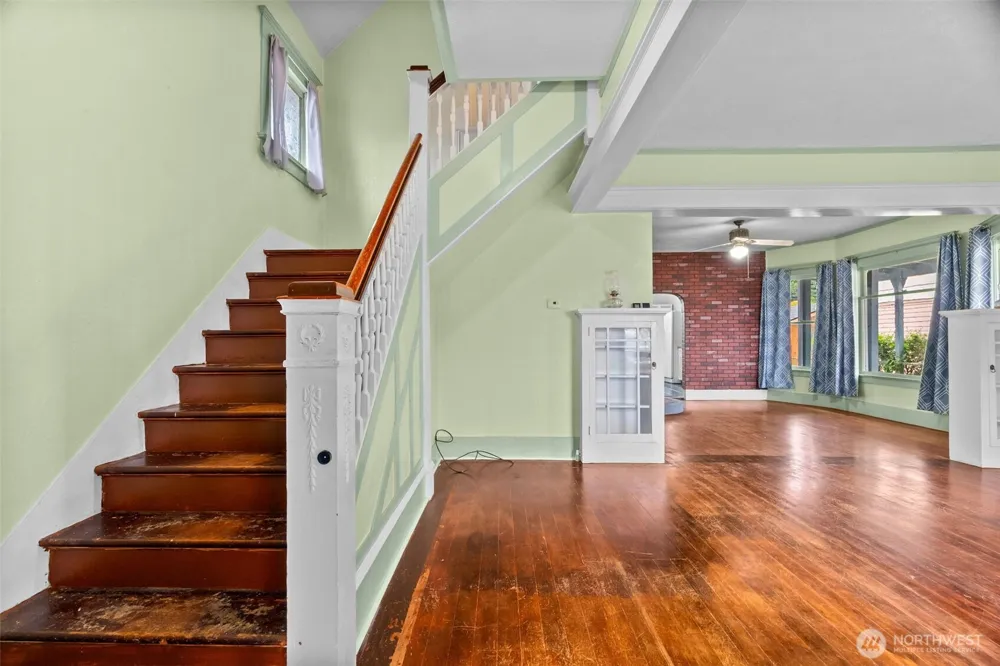 351 Karr Avenue Hoquiam, WA 98550
