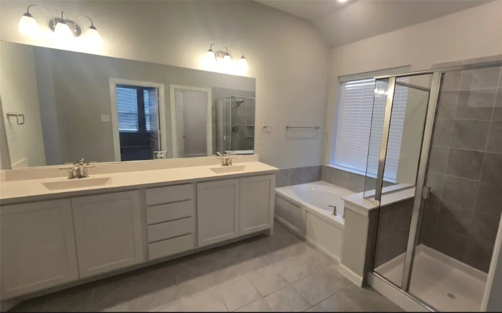4805 Briarwood Drive Haltom City, TX 76137